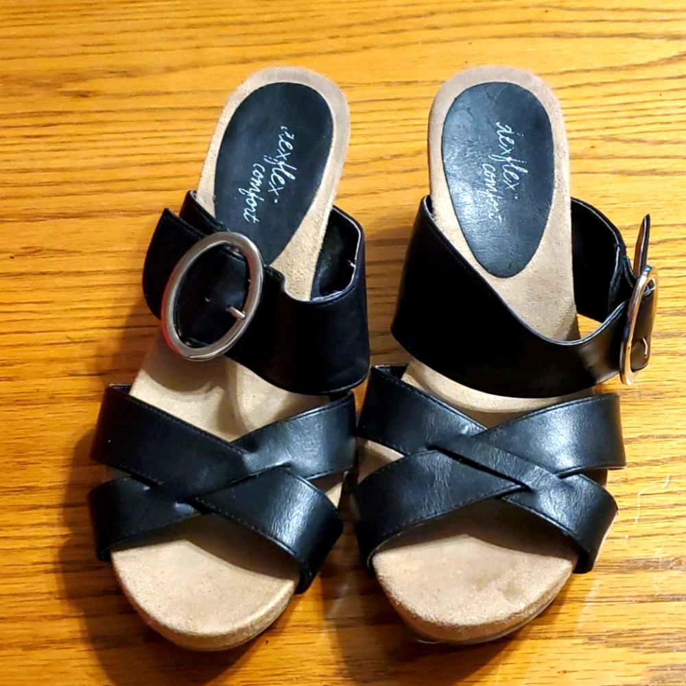 Dexflex Comfort Black Sandals
